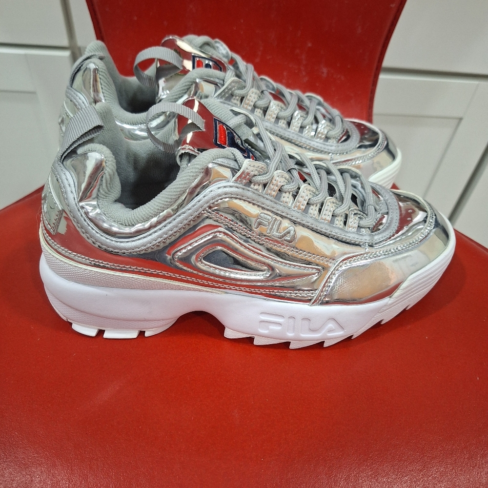 Fila Disruptor Premium Size 8 Women - Picture 2 of 5